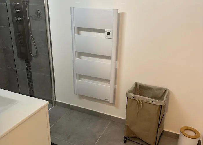 Daire T2 Vue Ajaccio (Corsica)